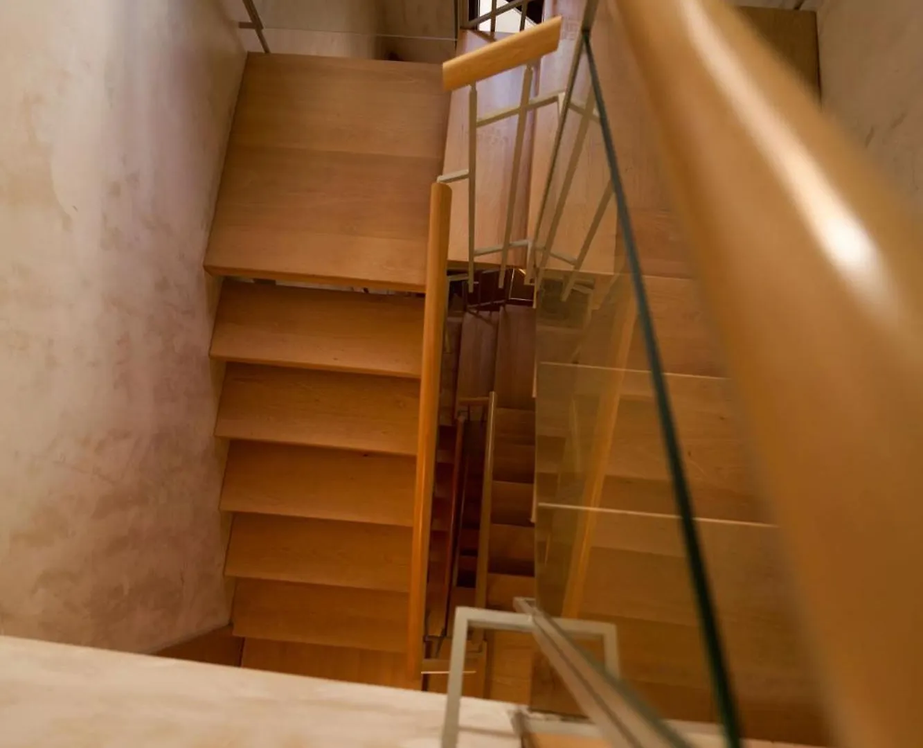 Ziri Suites - Hostatel 0*, Granada