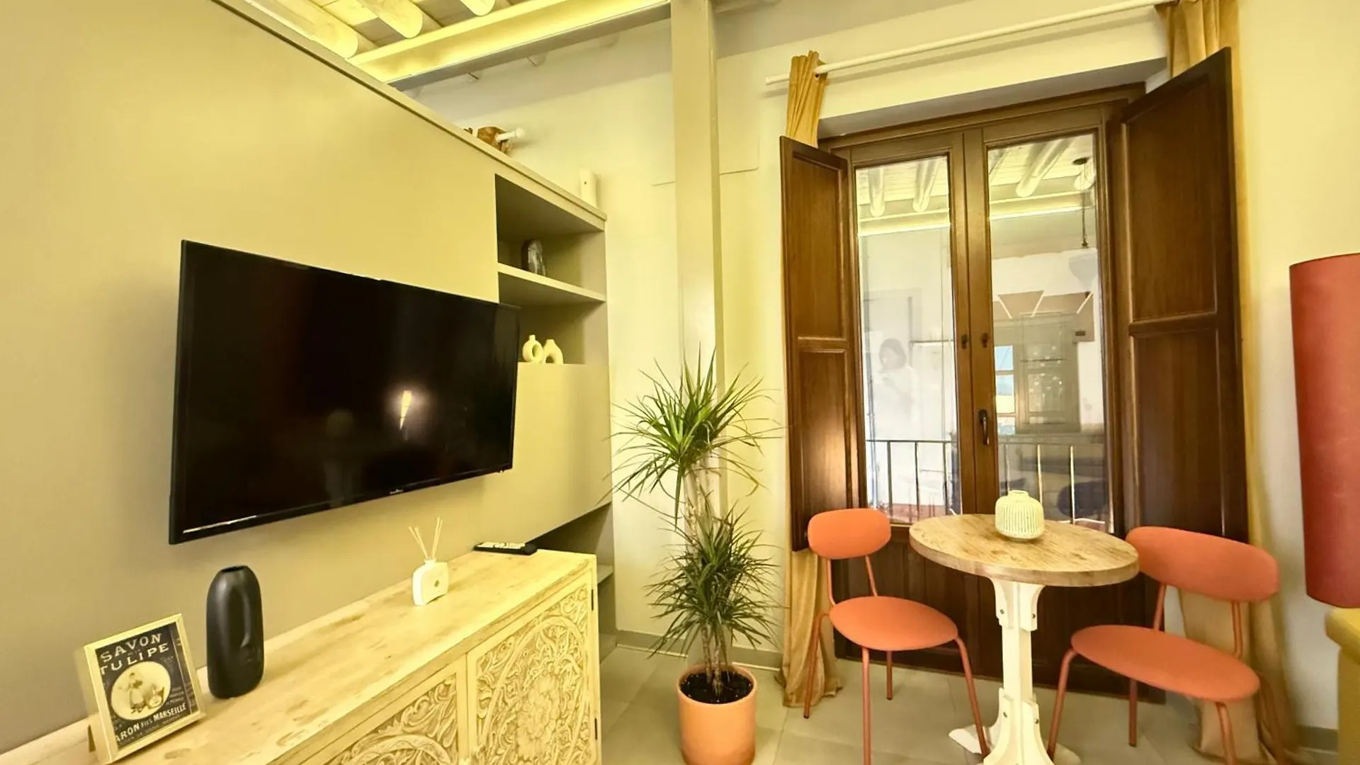 Apartment Rueda Bolas Suites - Hostatel Granada