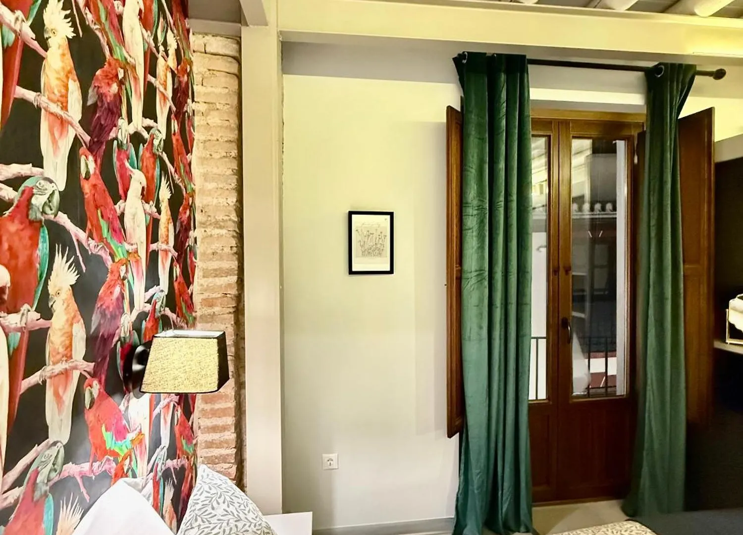 Apartment Rueda Bolas Suites - Hostatel Granada Spain