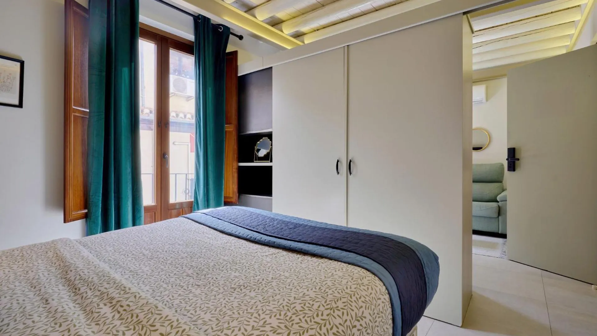 Apartment Rueda Bolas Suites - Hostatel Granada